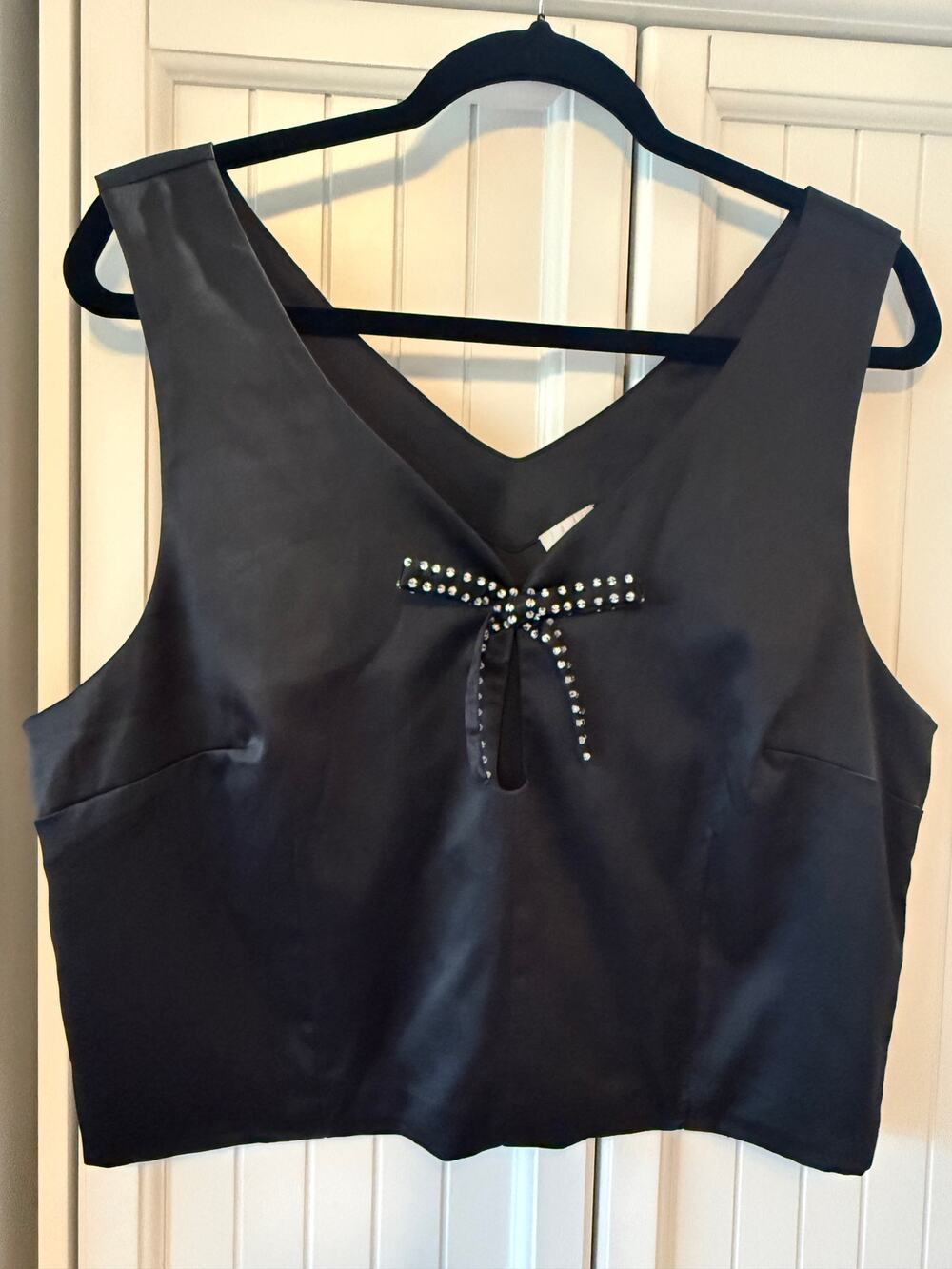 Maeve Anthropologie Bow Keyhole Satin Tank Top Black Rhinestone Size XL EUC